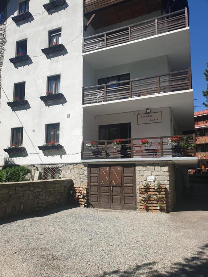 Pensione Bianca Bardonecchia Exterior photo