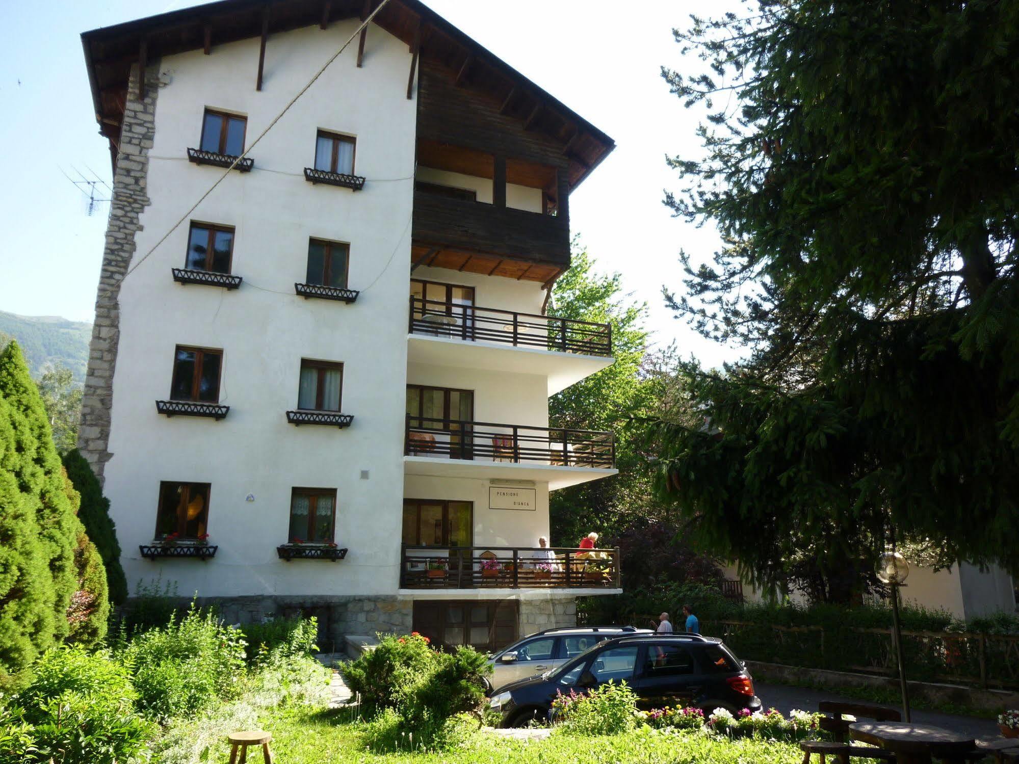 Pensione Bianca Bardonecchia Exterior photo